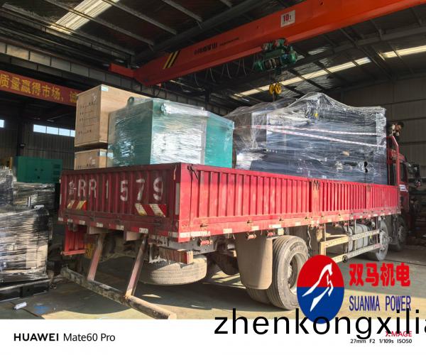 KTA50係(xi)列(lie)-1500kw康(kang)明斯(si)柴(chai)油髮電機組(zu)-(1)